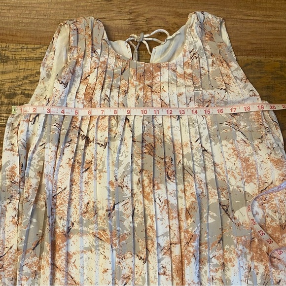 Entro Boho Dress Medium CreamTank Oversized Flowy - Picture 8 of 10